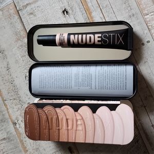 Brand new Nudestix Concealer Nude 3